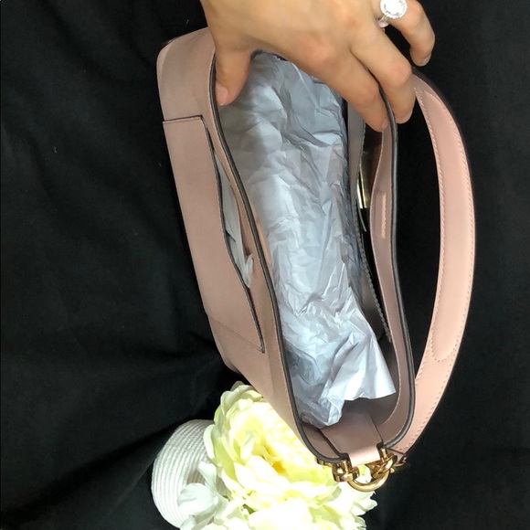 MICHAEL KORS LG BUCKET SHLDR LEATHER 🌸 - Picture 5 of 5